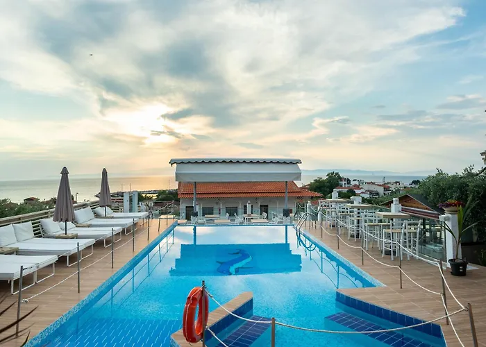 Anny's Residences & Skála Kallirákhis