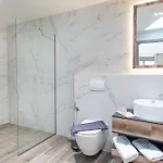 Anny's Residences &